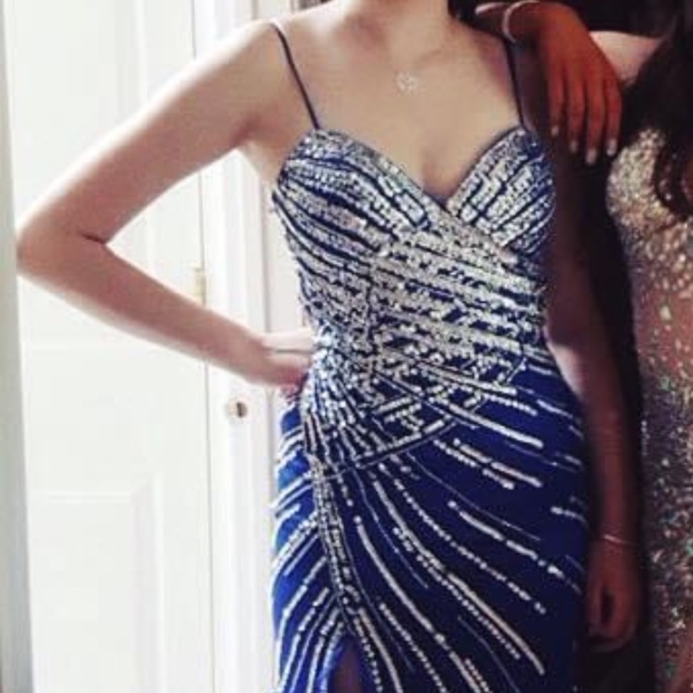 Sean Collection Prom Dress Blue Sequin Beaded Dress Size 6